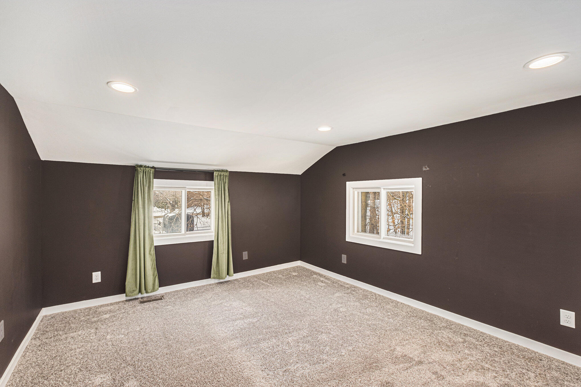 114 Vincent Street Belding, MI 48809 - Photo 20 of 31 023_dscf1246_314