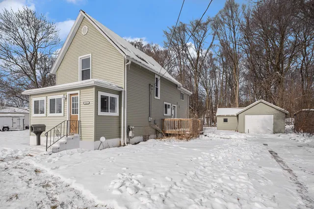 $259,900 | 114 Vincent Street, Belding, MI 48809