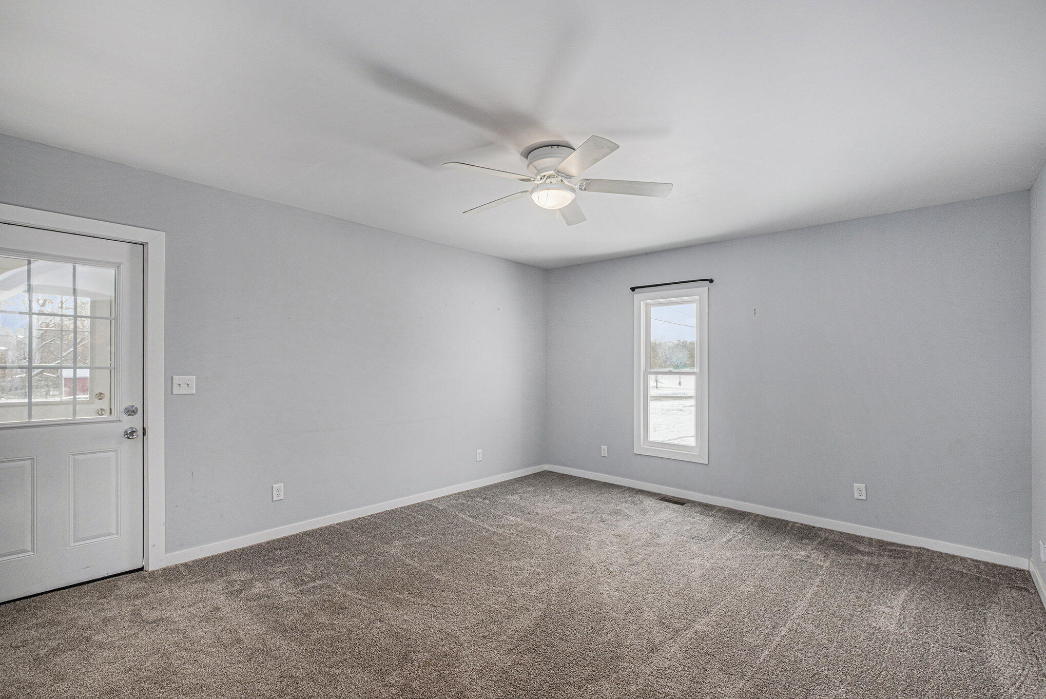 114 Vincent Street Belding, MI 48809 - Photo 10 of 31 006_dscf1256_449