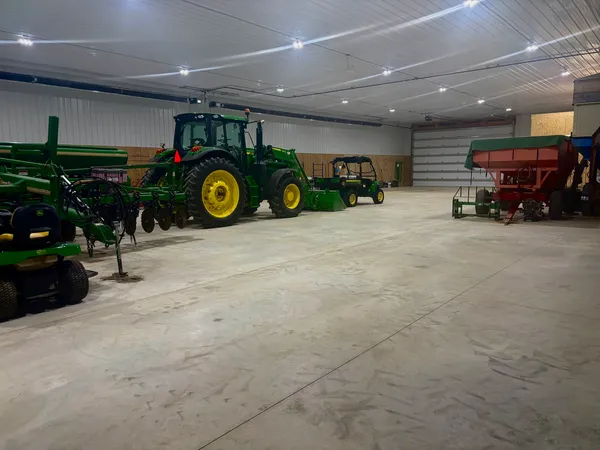 $499,000 | 957 County Road 2000 East, Varna, IL 61375