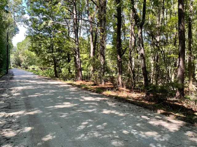 $399,900 | 6444 St Anthony Drive, Hollywood, SC 29449