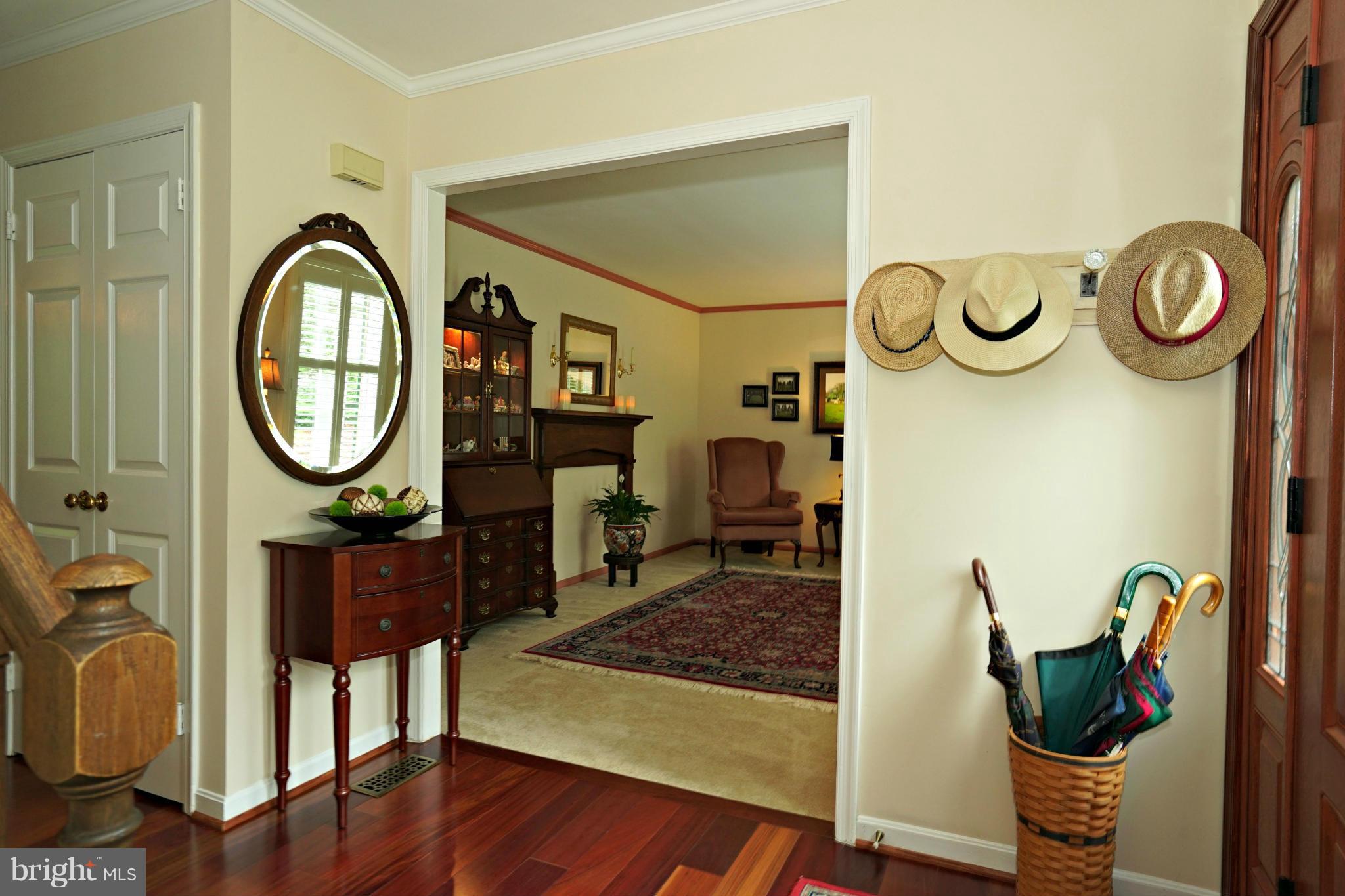 7600 Modisto Lane Springfield, VA 22153 - Photo 5 of 30 Interior (General)