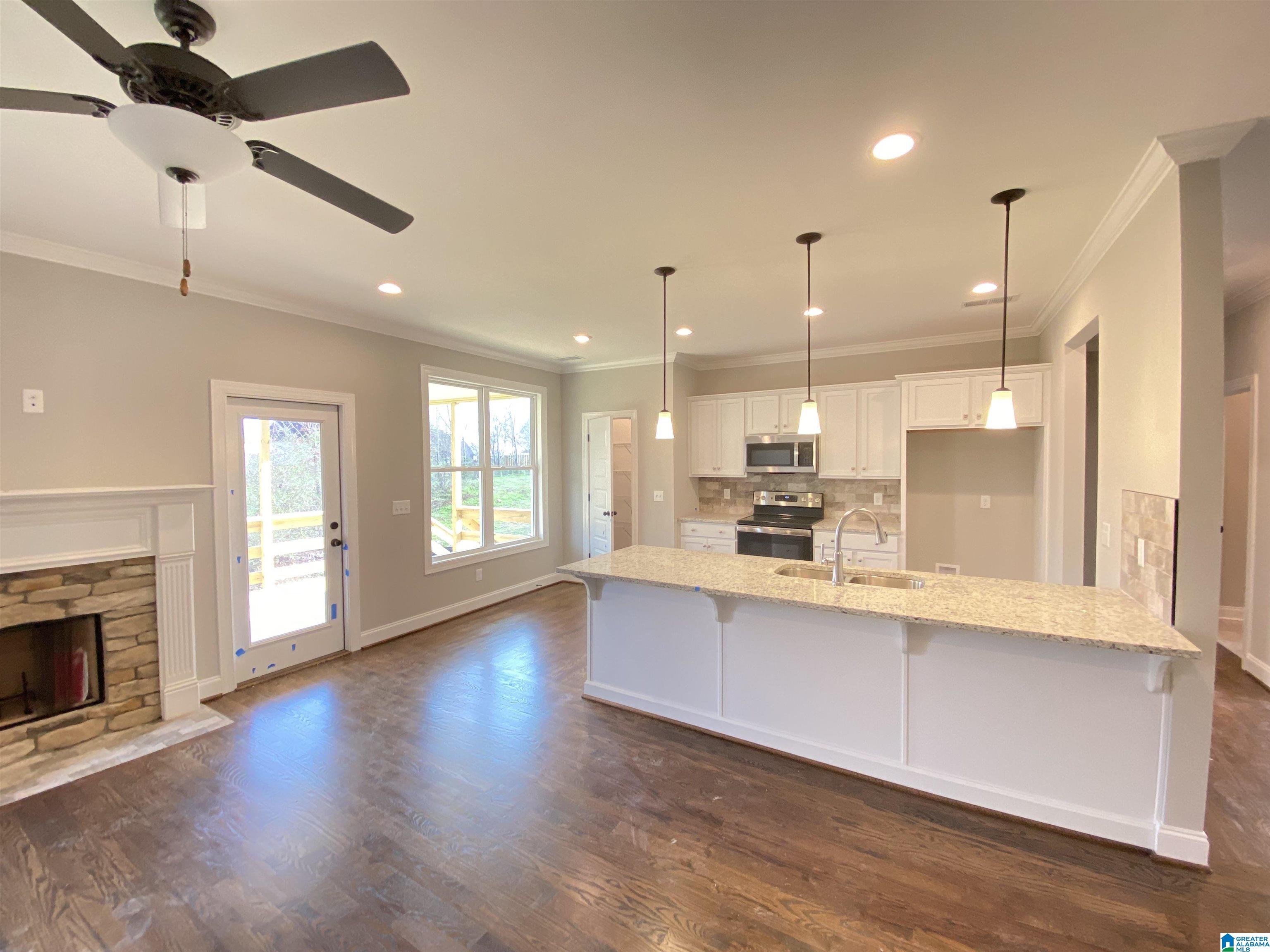 225 Cottage Court Springville, AL 35146 - Photo 10 of 37