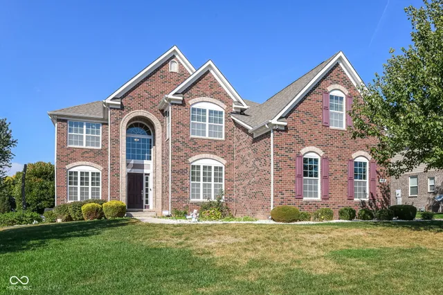 $650,000 | 288 Little Ben Lane, Greenwood, IN 46142