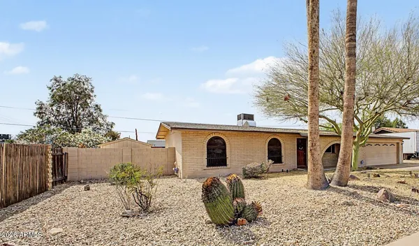 $450,000 | 1222 North 25th Street, Mesa, AZ 85213