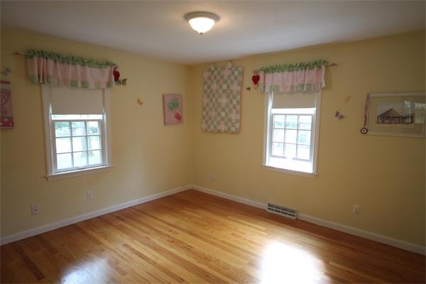 225 Blueberry Hill Road Longmeadow, MA 01106 - Photo 17 of 29 Gallery Image 17