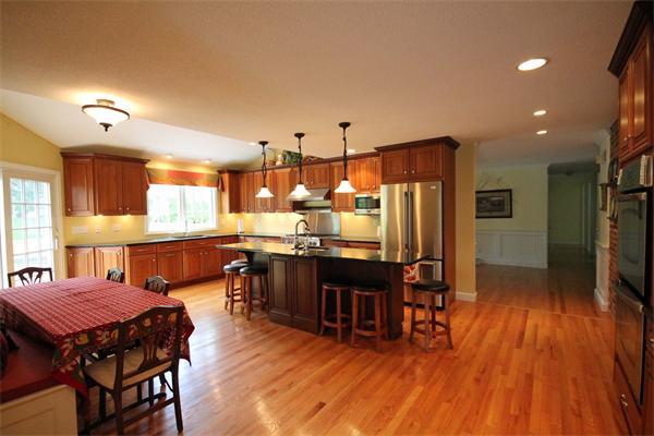 225 Blueberry Hill Road Longmeadow, MA 01106 - Photo 6 of 29 Gallery Image 6