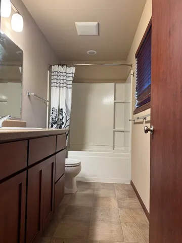 $2,795 | 8951 White Coral Way, Middleton, WI 53562