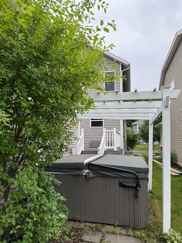 $2,795 | 8951 White Coral Way, Middleton, WI 53562