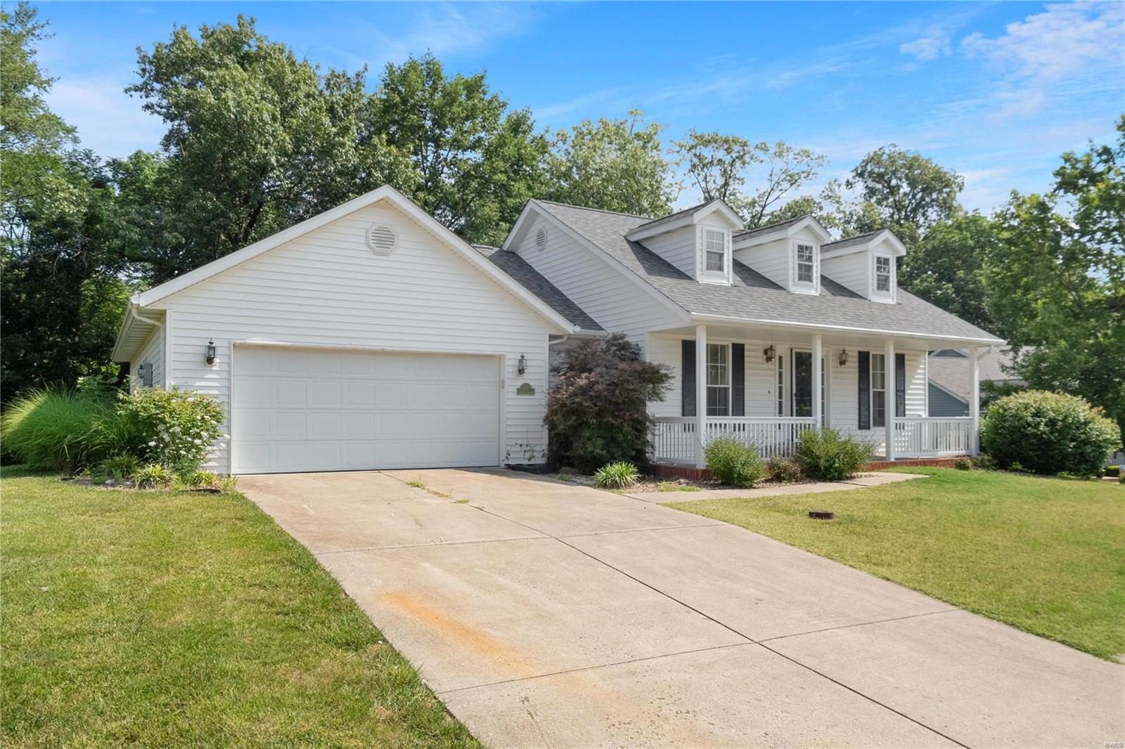 309 Falcon Pointe Valmeyer, IL 62295 - Photo 2 of 39