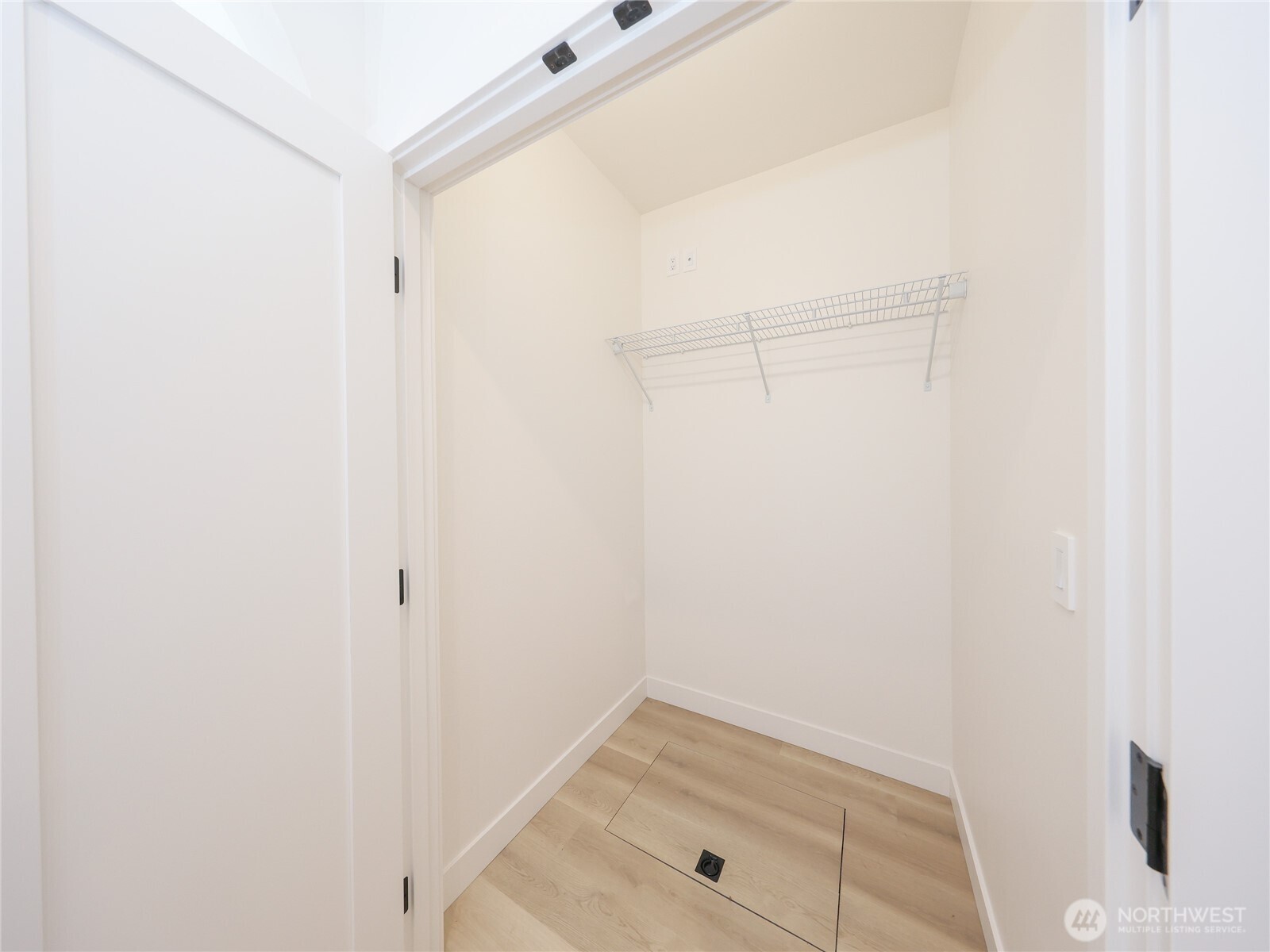 3333 Nassau Street, Unit B Everett, WA 98201 - Photo 10 of 38