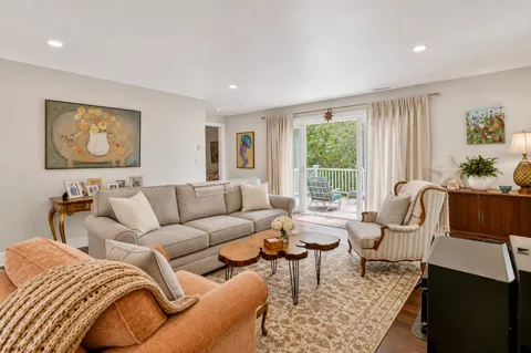 $1,790,000 | 41 Cook Road, Vineyard Haven, MA 02568