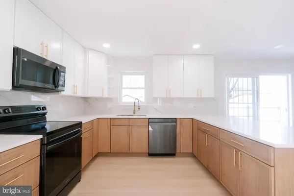 $649,500 | 430 Parkview Avenue, Langhorne, PA 19047