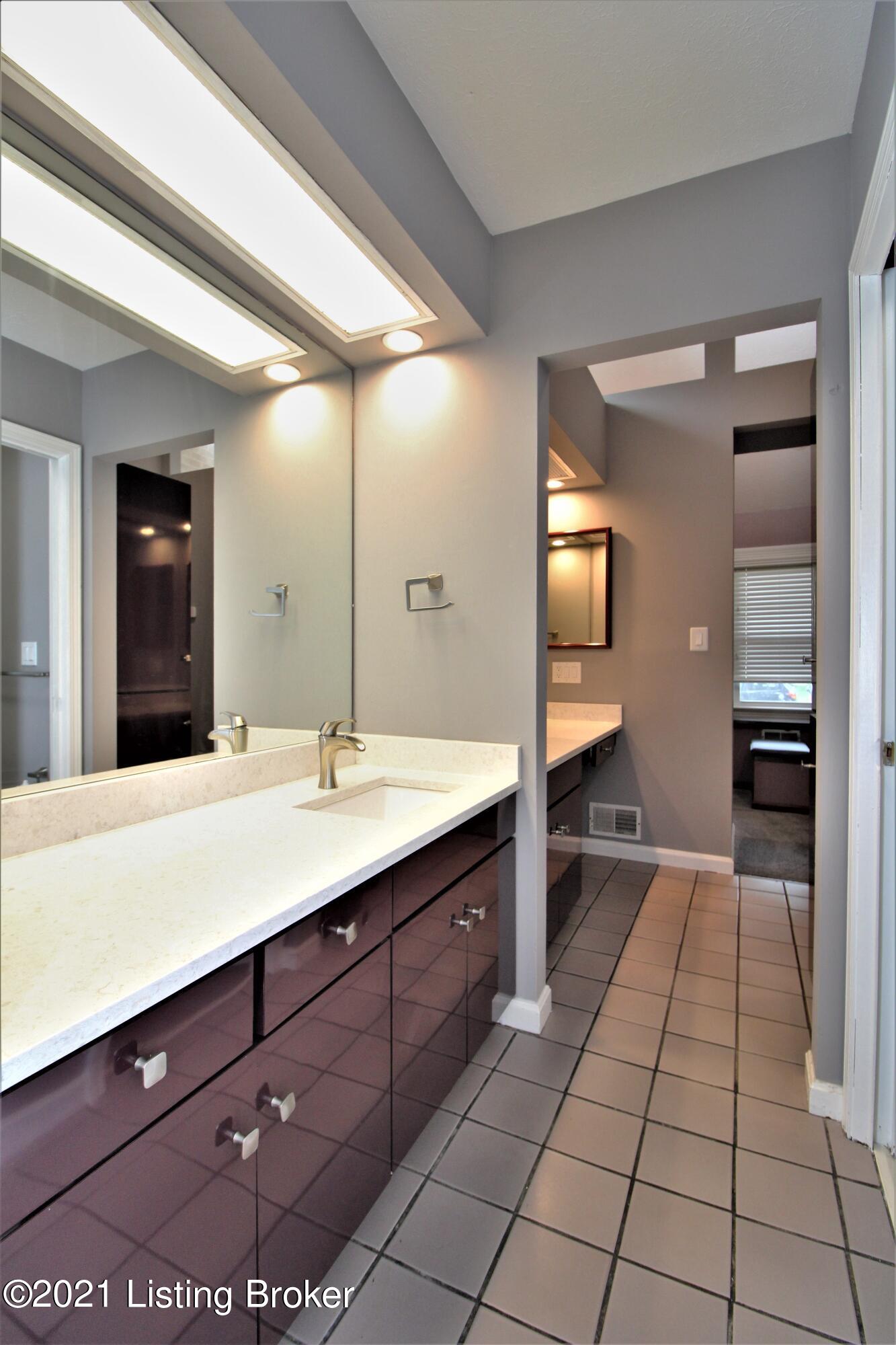 217 Fairmeade Road Louisville, KY 40207 - Photo 30 of 56 IMG_5137