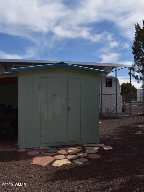 2042 Supancheck Road Show Low, AZ 85901 - Photo 15 of 19