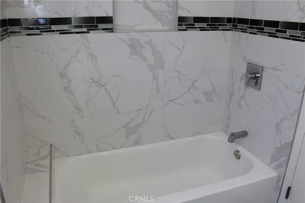 $3,950 | 14808 Kingsdale Avenue, Lawndale, CA 90260