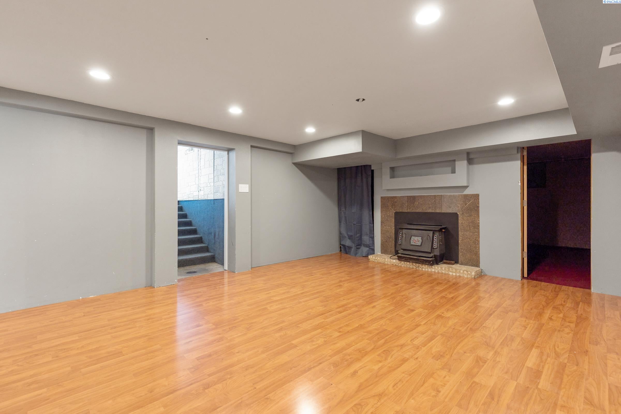 1310 Scoon Road Sunnyside, WA 98944 - Photo 25 of 43 Gallery Image 25