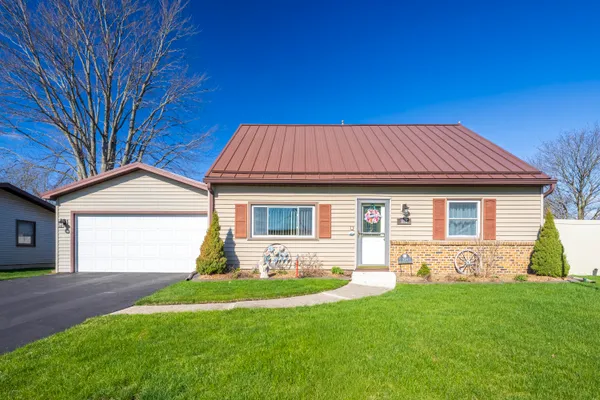 $264,900 | 213 East Jefferson Street, Westville, IN 46391