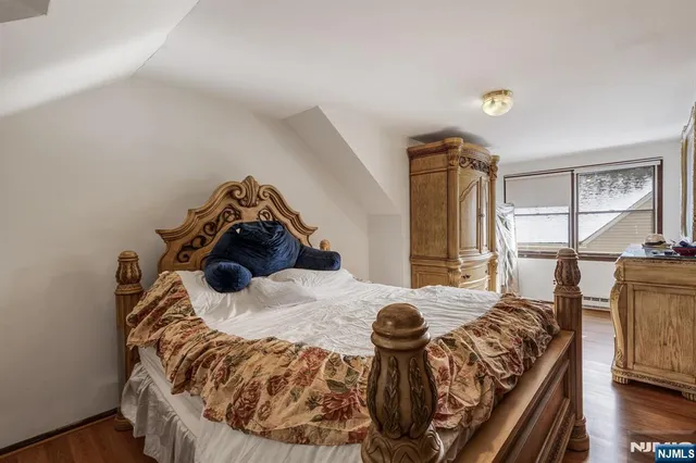 $610,000 | 32-06 Rosalie Street, Fair Lawn, NJ 07410