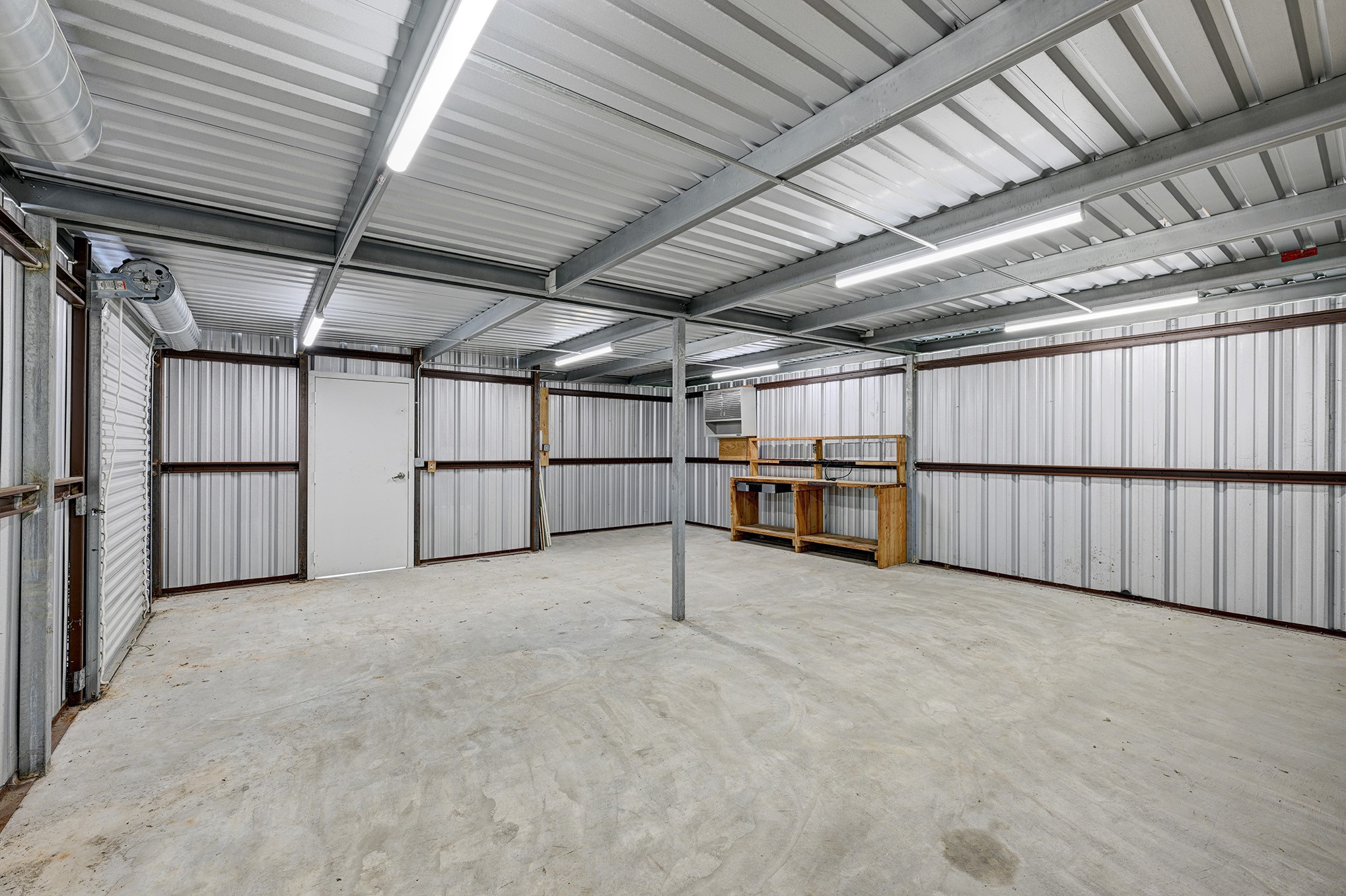 512 West Pierce Street Houston, TX 77019 - Photo 21 of 21 a view of an empty room