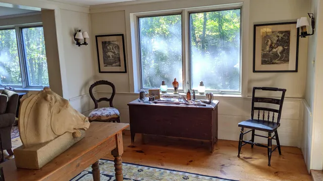 $3,800 | 266 North Haverhill Road, Kensington, NH 03833