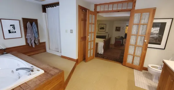 $3,800 | 266 North Haverhill Road, Kensington, NH 03833