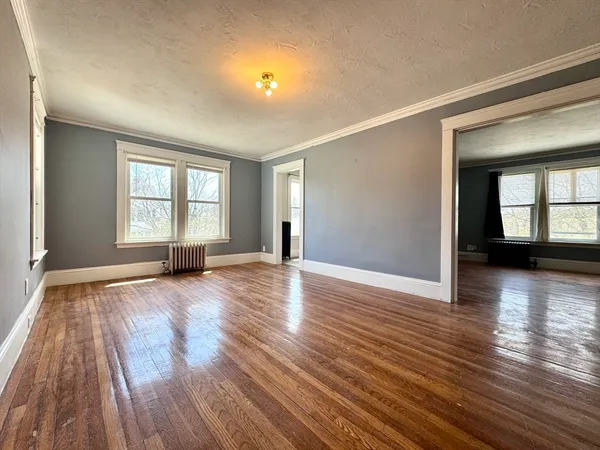 $3,000 | 58 Longfellow Road, Unit 2, Worcester, MA 01602