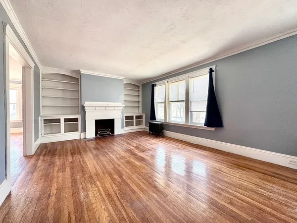 $3,000 | 58 Longfellow Road, Unit 2, Worcester, MA 01602