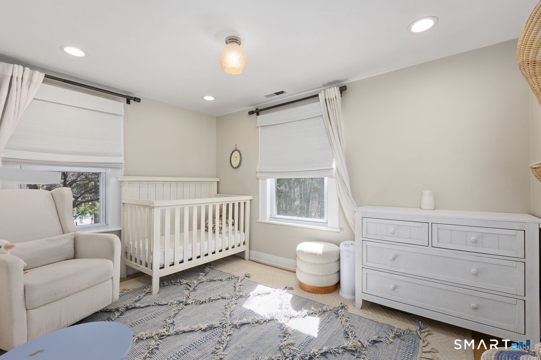 46 Devils Garden Road Norwalk, CT 06854 - Photo 14 of 20