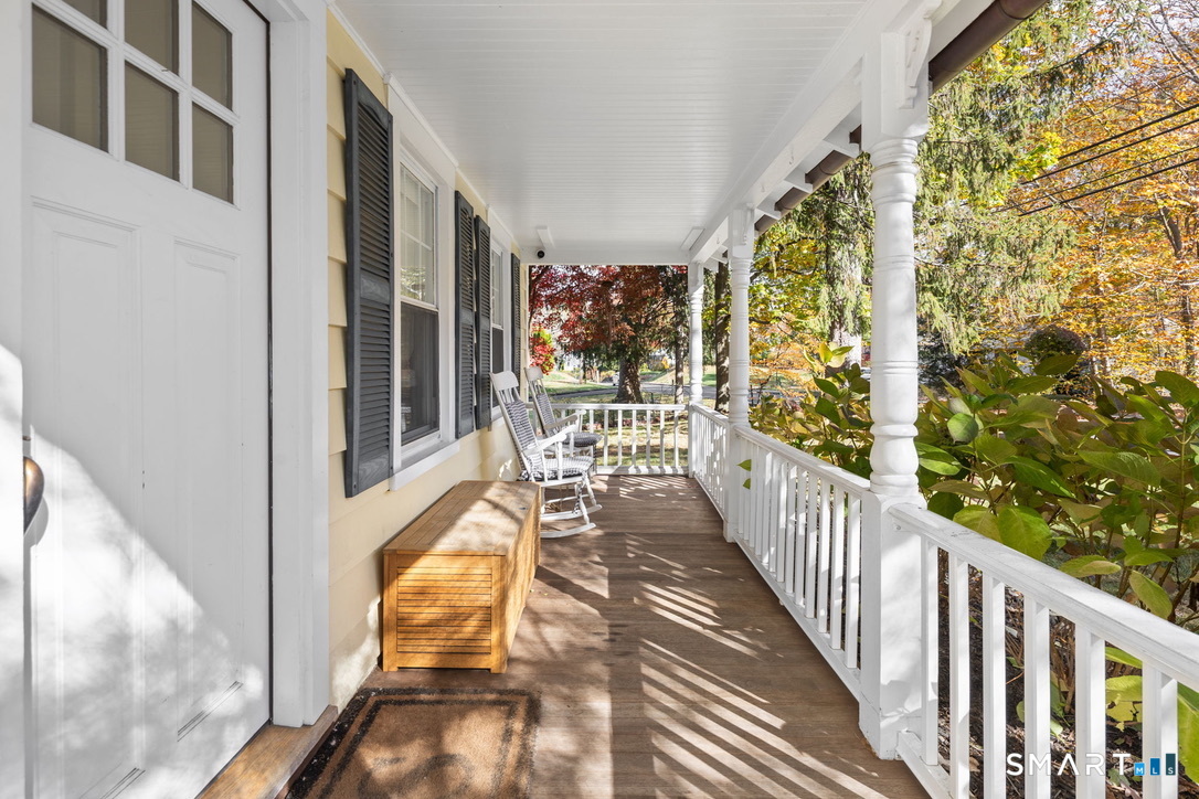 46 Devils Garden Road Norwalk, CT 06854 - Photo 2 of 20