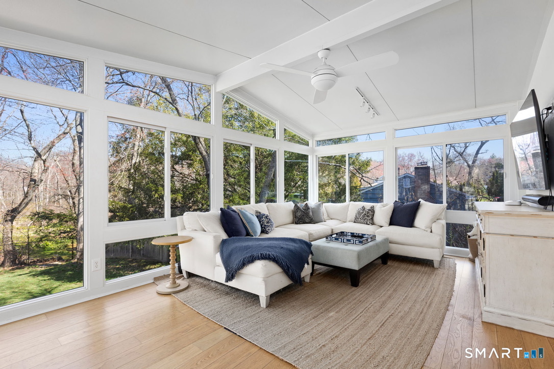 46 Devils Garden Road Norwalk, CT 06854 - Photo 7 of 20