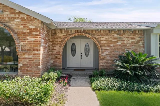 $3,800 | 2914 Riata Lane, Houston, TX 77080