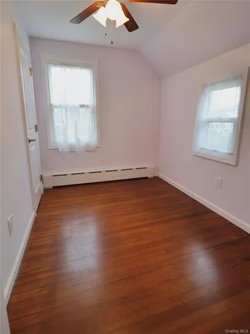 $5,200 | 5 Ashwood Road, Port Washington, NY 11050