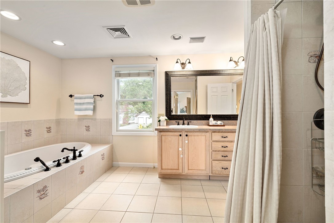 311 Reservoir Road Burrillville, RI 02859 - Photo 20 of 45