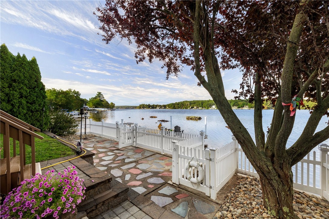 311 Reservoir Road Burrillville, RI 02859 - Photo 32 of 45