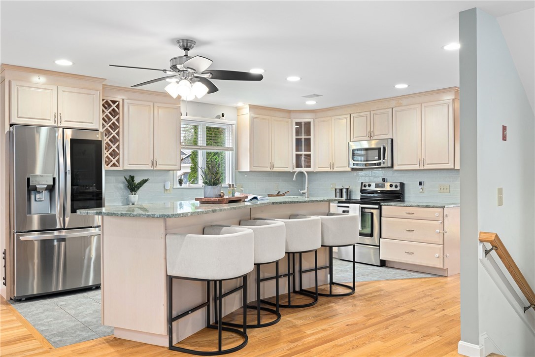 311 Reservoir Road Burrillville, RI 02859 - Photo 7 of 45