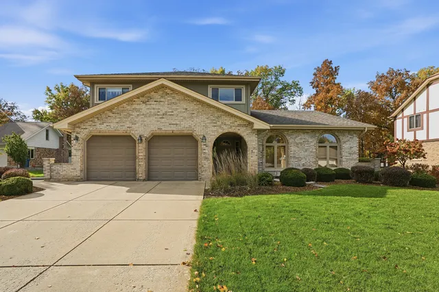 $409,000 | 10 Zurich Court, Crete, IL 60417