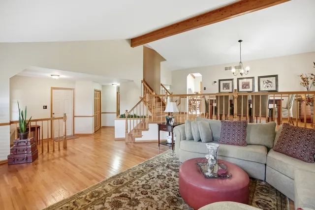 $409,000 | 10 Zurich Court, Crete, IL 60417