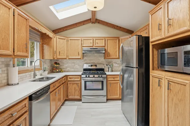 $409,000 | 10 Zurich Court, Crete, IL 60417