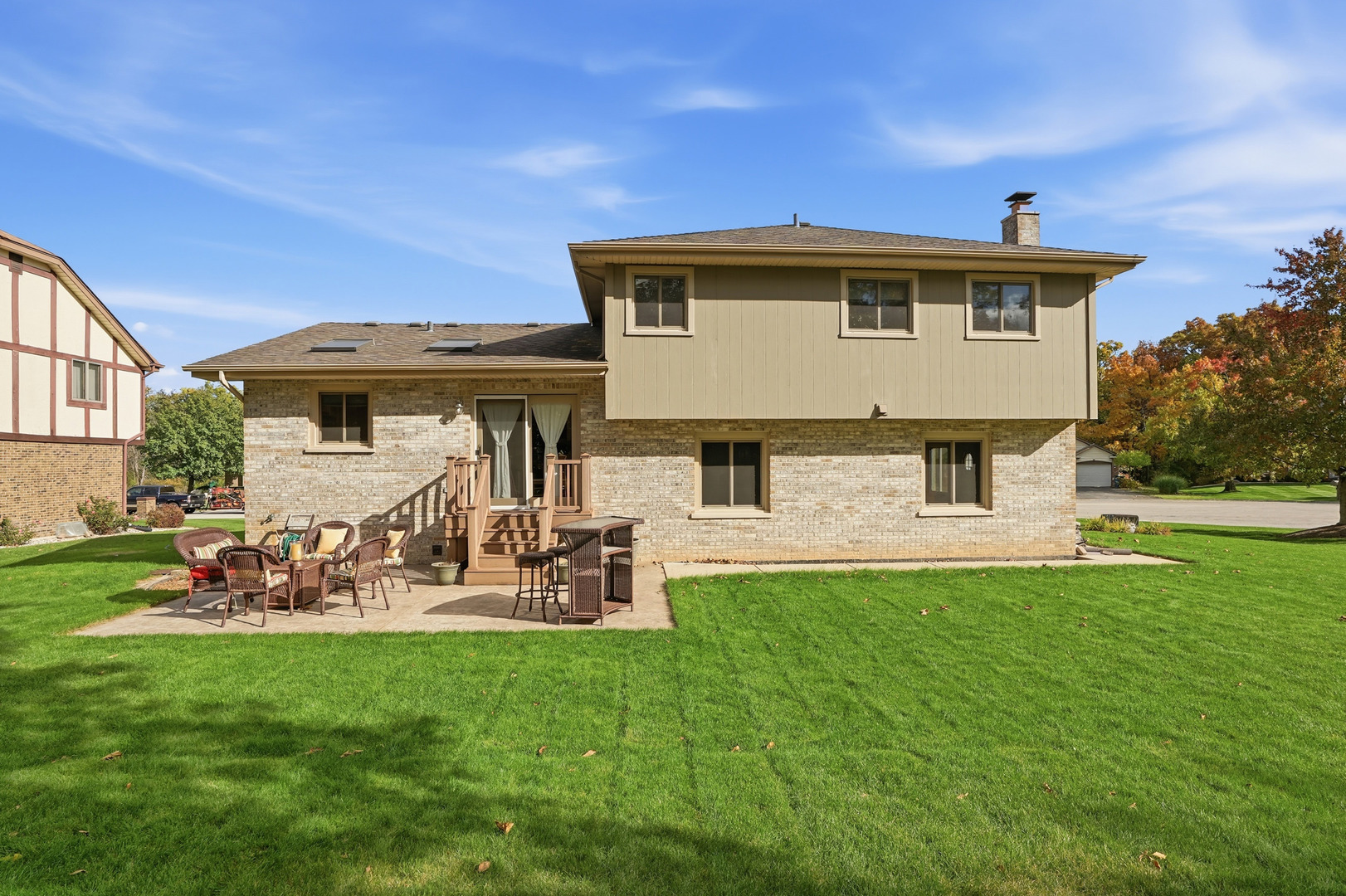 10 Zurich Court Crete, IL 60417 - Photo 35 of 37 a front view of a house with garden