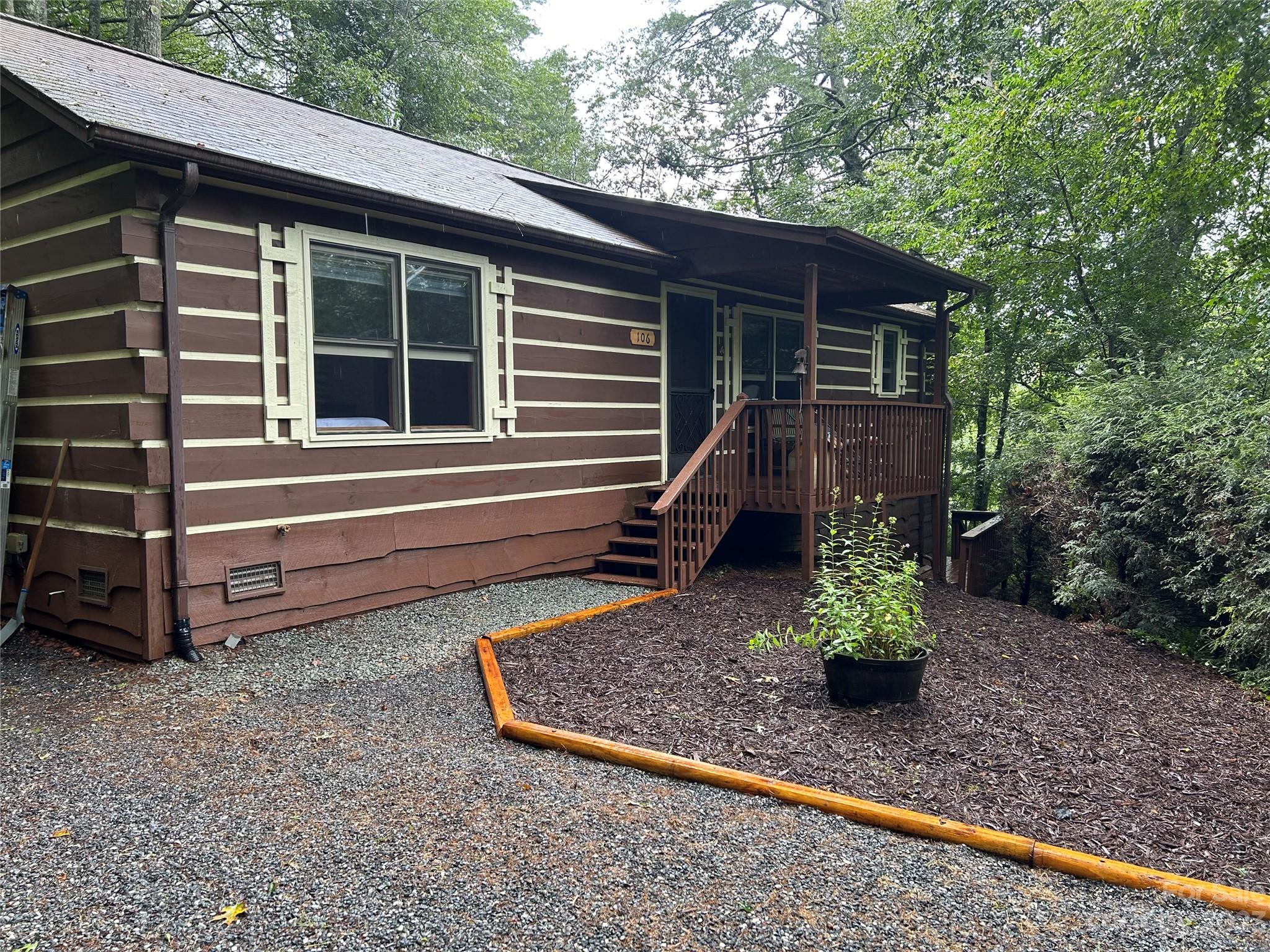 106 Hemlock Edge, Unit 1 Boone, NC 28607 - Photo 1 of 14 Gallery Image 1