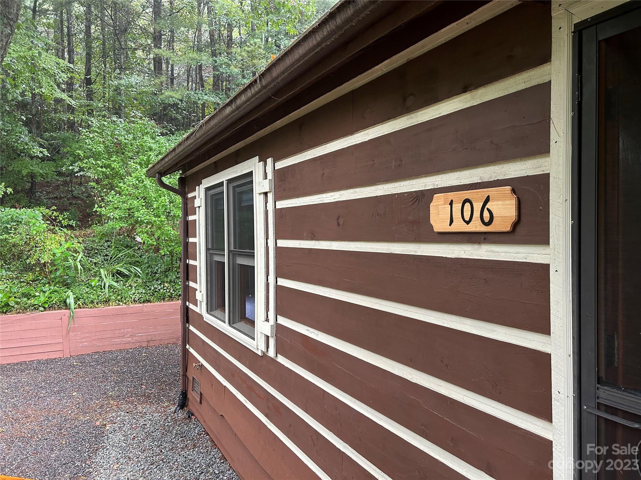 106 Hemlock Edge, Unit 1 Boone, NC 28607 - Photo 2 of 14 Gallery Image 2