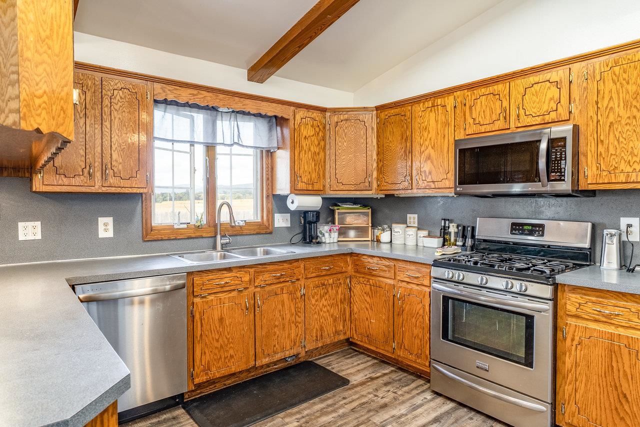 8213 Robinson Road Dayton, VA 22821 - Photo 14 of 75