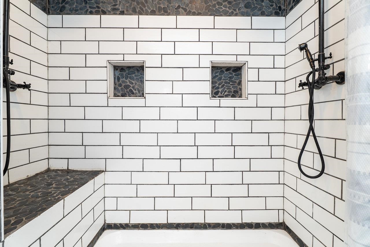 8213 Robinson Road Dayton, VA 22821 - Photo 33 of 75