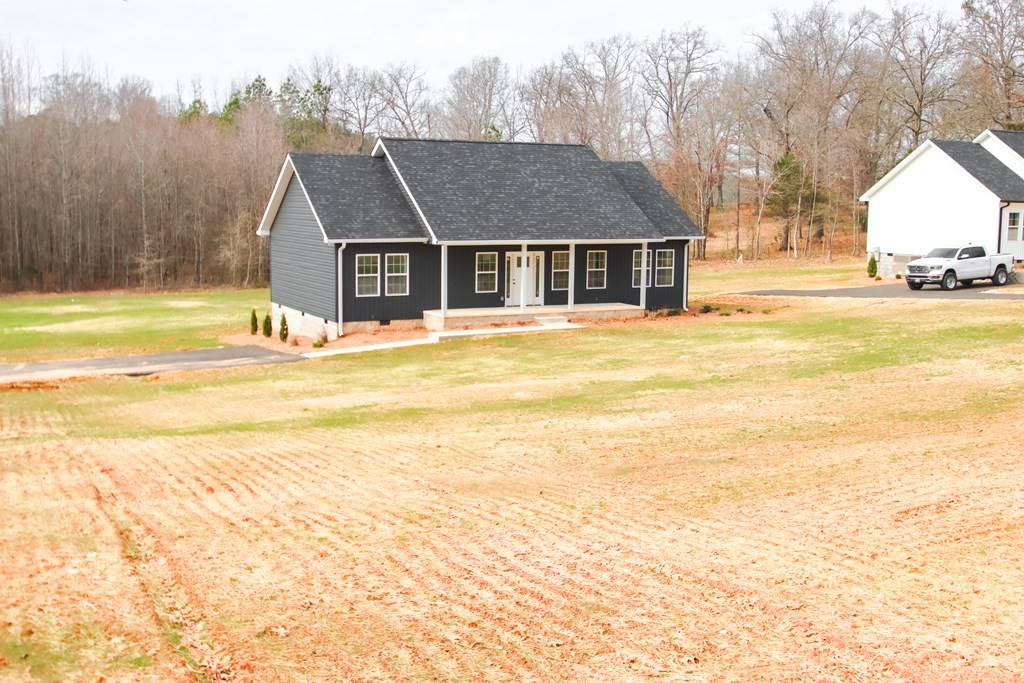 402 Frank Anderson Road Sparta, TN 38583 - Photo 2 of 24 Gallery Image 2
