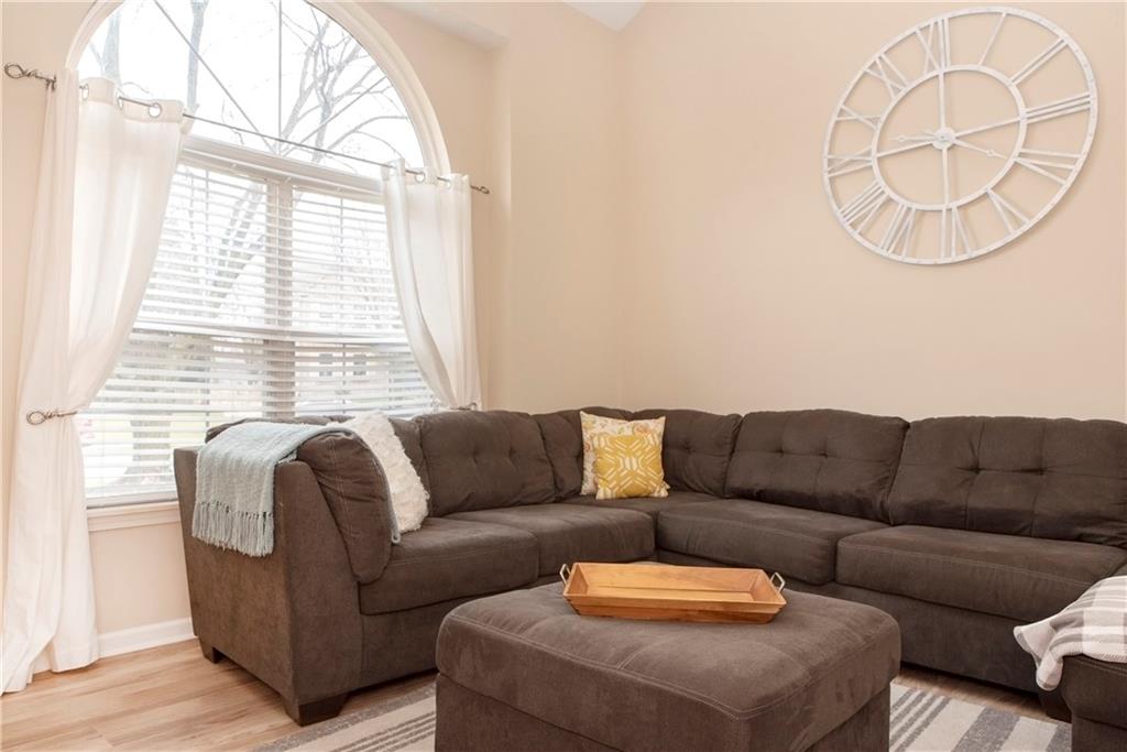 11242 Delight Creek Road Fishers, IN 46038 - Photo 5 of 43 Gallery Image 5