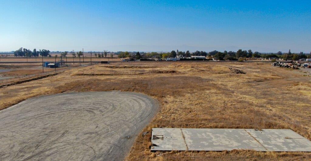 11425 Reading Road Red Bluff, CA 96080 - Photo 4 of 9