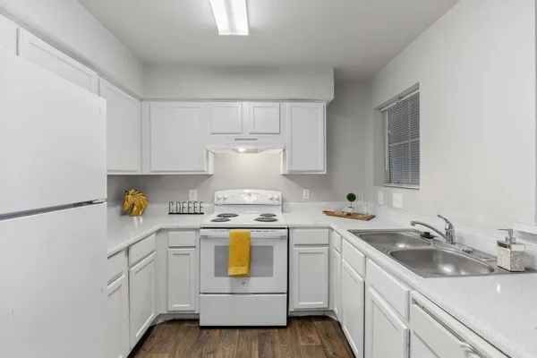 $1,154 | 5800 Techni Center Drive, Unit 1121, Austin, TX 78721