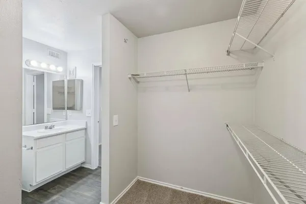 $1,154 | 5800 Techni Center Drive, Unit 1121, Austin, TX 78721