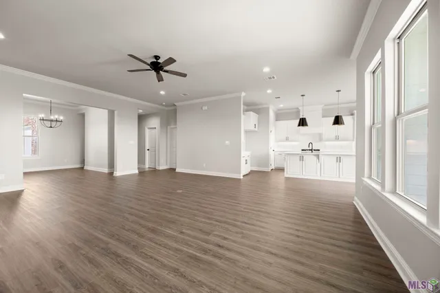 $461,503 | 314 Marmande Avenue, Thibodaux, LA 70301